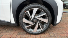 Toyota Aygo X 1.0 VVT-i Edge 5dr Petrol Hatchback